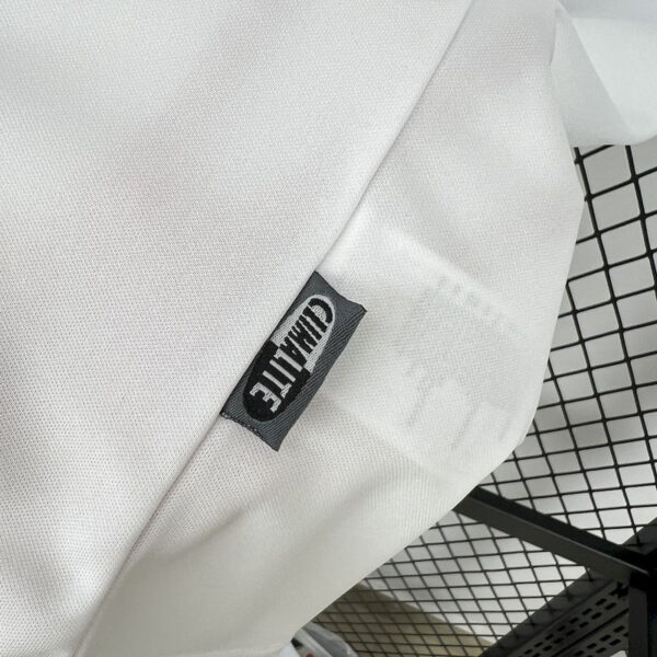 a5fdd0db_800x Camisa Retrô Real Madrid Home 2002/2003 Adidas Branca - Imagem 5