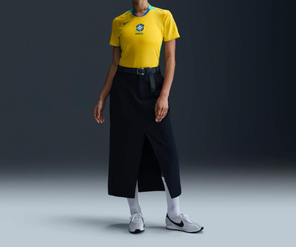 Camisa Brasil Seleção Brasileira Home Versão Torcedor Feminina Amarela 25/2026 Nike - Imagem 12