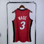 Camiseta Regata NBA Miami Heat Dwyane 3 Wade Mitchell & Ness Vermelha 2005/06 - Imagem 7