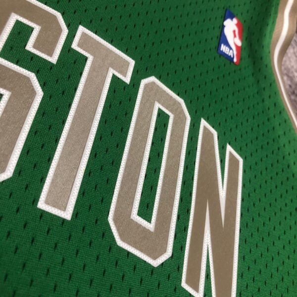 52db7f27 Camiseta Regata NBA Boston Celtics Ray 20 Allen Mitchell & Ness Verde 2007/08 - Imagem 6