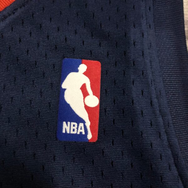 Camiseta Regata NBA Golden State Warriors 30 Stephen Curry Mitchell & Ness Azul Marinho 2009/10 - Imagem 7