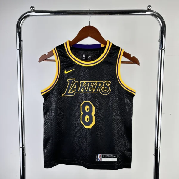 Camiseta Regata Basquete NBA Los Angeles Lakers Preta Mamba Negra - Black Mamba - Edição Especial Nike - Imagem 18