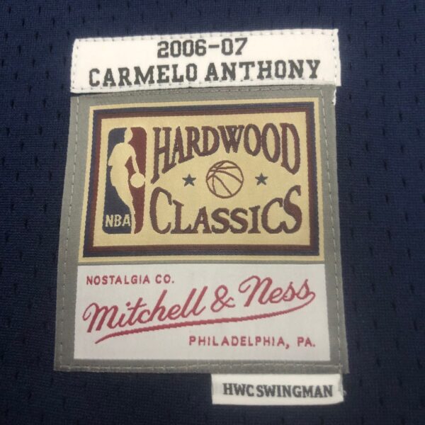 8b2a7d49 Camiseta Regata NBA Denver Nuggets 15 Carmelo Anthony Mitchell & Ness Azul 2006/07 - Imagem 10