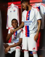 Camisa Olympique Lyonnais Home Versão Jogador 2025/26 Branca Adidas - Imagem 6