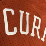 Camiseta Regata NBA Golden State Warriors 30 Stephen Curry Mitchell & Ness Vermelha 2009/10 - Imagem 15