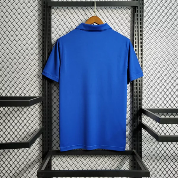 camisa-brasil-1958-away2-8d7d590e2a522e259117193622831936-1024-1024 Camisa Retrô Clássica Seleção Brasileira Away - Brasil Azul – 1958 - Imagem 3
