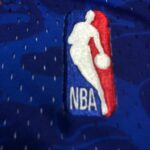 Camiseta Regata NBA Brooklyn Nets BAPE Mitchell & Ness Azul 1993 - Imagem 6