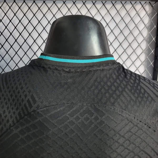 Camisa Seleção Brasil Concept Edition Versão Jogador Refletiva 2022 Preto Nike - Imagem 10