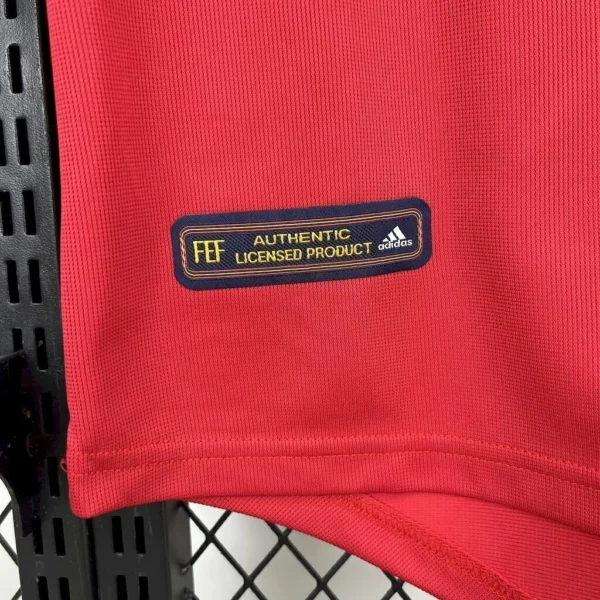 2025063009590951-9723545f5d2c318c5f17513019573974-1024-1024 Camisa Retrô Clássica Seleção Espanha Home 1998 Vermelha Adidas - Imagem 2