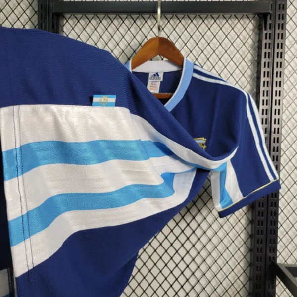 Camisa Retrô Clássica Seleção Argentina Away 1998 Azul Adidas - Imagem 5