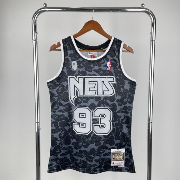 792b2fcb Camiseta Regata NBA Brooklyn Nets BAPE Mitchell & Ness Preta 1993 - Imagem 1