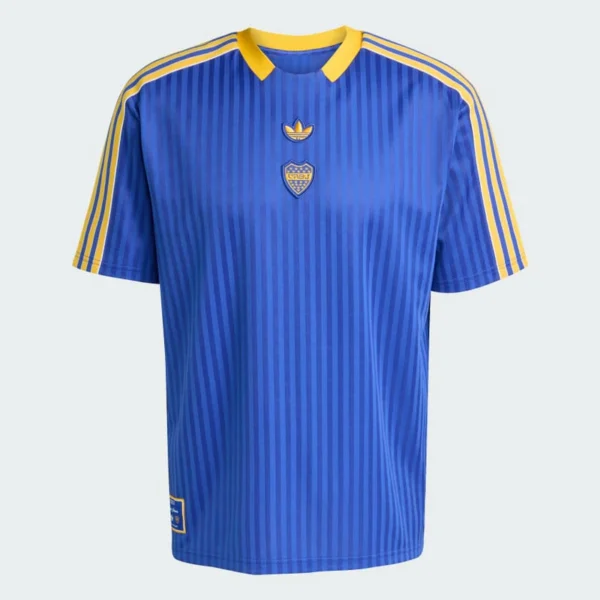 CAMISA-BOCA-JRS-TERRACE-ICONS-2025-ADIDAS-EDICAO-ESPECIAL_7 Camisa Boca Junior Terrace Icons Unissex 2025 Azul Adidas - Imagem 1