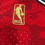 Camiseta Regata NBA Miami Heat BAPE Mitchell & Ness Vermelha 1993 - Imagem 9