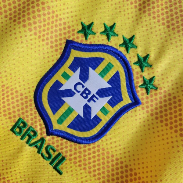 Camisa Brasil Seleção Brasileira Versão Torcedor Viagem 2022/23 Amarelo Nike - Imagem 3