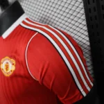 Camisa Manchester United Terrace Icons Unissex 2025 Velmelha Adidas - Imagem 4