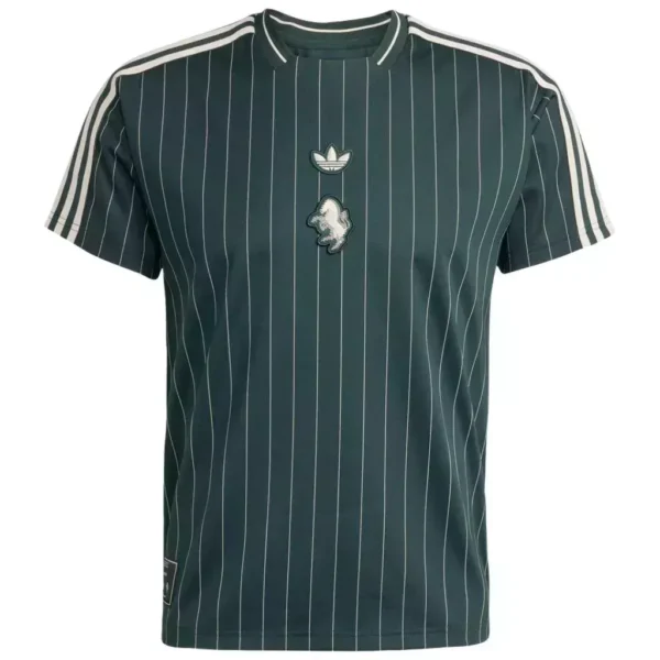 camisa-juventus-terrace-icons-ad9b114df2d8bd1f7417578928074805-1024-1024 Camisa Juventus Terrace Icons Unissex 2025 Verde Adidas - Imagem 1