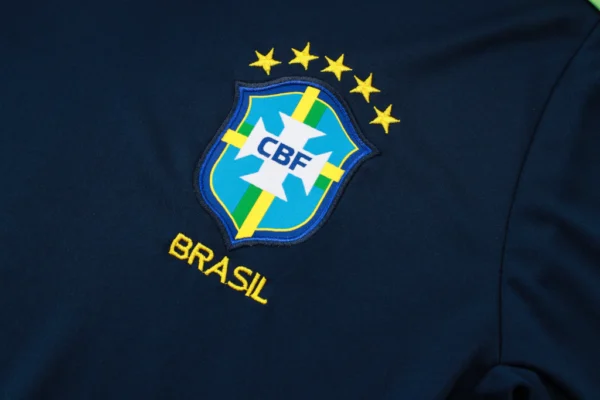 enfnefjefbebf Conjunto Camisa e Calção Treino Brasil Torcedor 2025 Azul Marinho Nike - Imagem 2