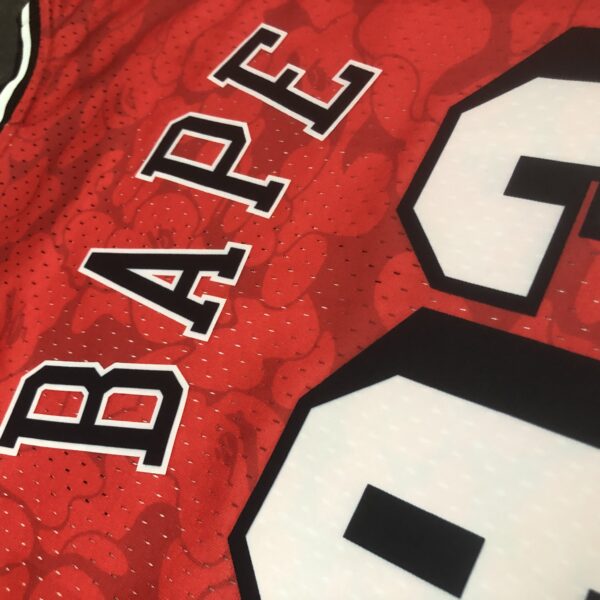 f81d6c7c Camiseta Regata NBA Miami Heat BAPE Mitchell & Ness Vermelha 1993 - Imagem 16