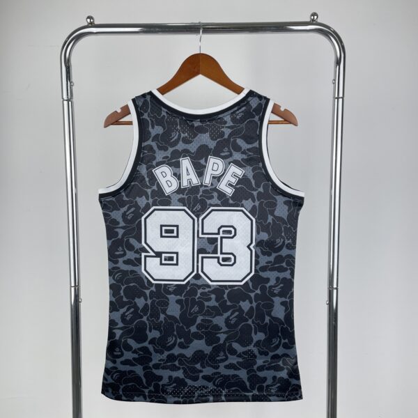 fa22ea7f Camiseta Regata NBA Brooklyn Nets BAPE Mitchell & Ness Preta 1993 - Imagem 2