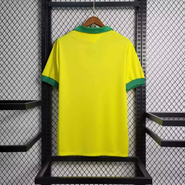 fjnskjdgnksn (1) Camisa Retrô Clássica Seleção Brasileira Home - Brasil Amarelo – 1958 - Imagem 4