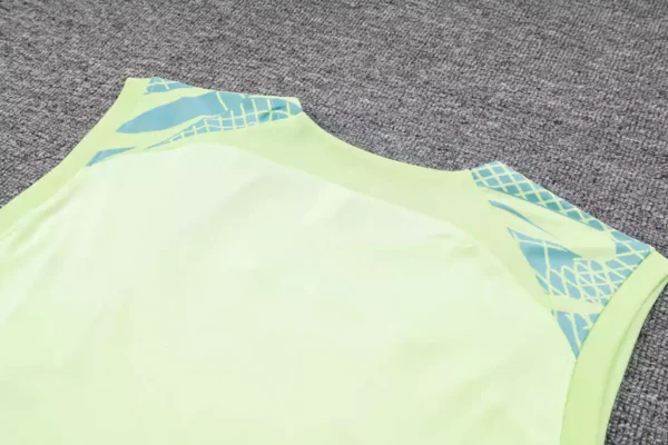 Conjunto Regata e Calção Treino Brasil Torcedor 2023/24 Verde Nike - Imagem 3