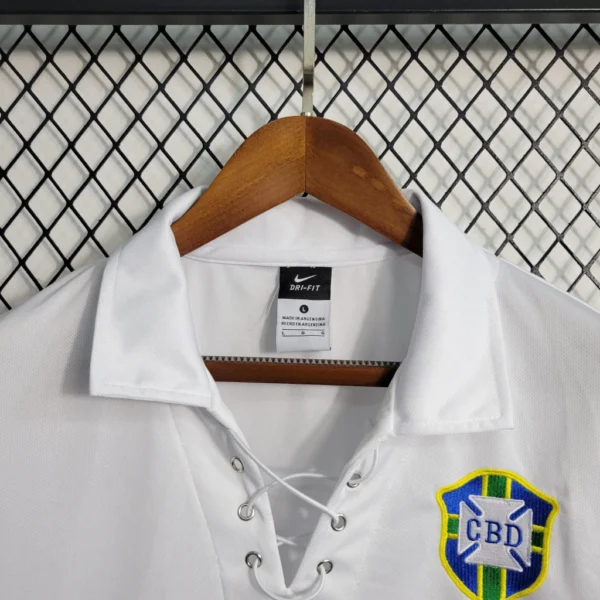 Camisa Seleção Brasil Retrô Centenário Fifa 2004 Branca Nike - Imagem 2