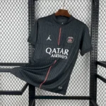 Camisa Paris Saint-Germain - PSG 4Th Versão Torcedor 25/2026 Preta Jordan