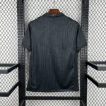 Camisa Paris Saint-Germain - PSG 4Th Versão Torcedor 25/2026 Preta Jordan - Imagem 5