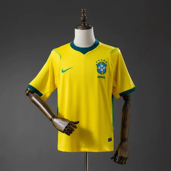 Camisa Brasil Seleção Brasileira Home Torcedor Copa do Mundo 2026 Amarela Nike - Imagem 12