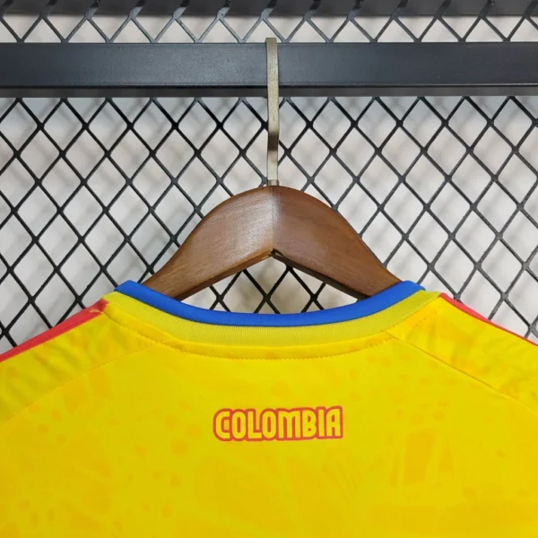Camisa Seleção Colômbia Home Feminina Copa Do Mundo 2026 Amarelo Adidas - Imagem 4