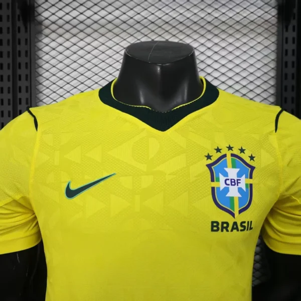 Camisa Brasil Seleção Brasileira Home Jogador Copa do Mundo 2026 Amarela Nike - Imagem 2