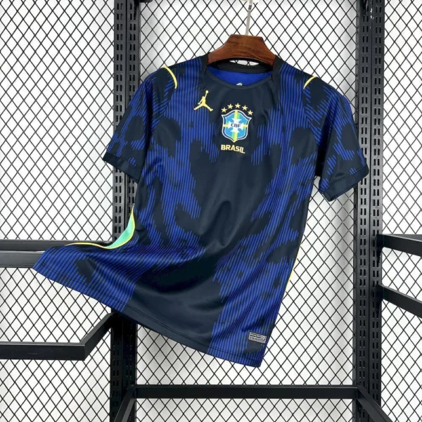 Camisa Brasil Seleção Brasileira Away Torcedor Copa do Mundo 2026 Jordan Azul Nike - Imagem 1