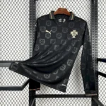Camisa Seleção Portugal - Edição Especial - Pantera Negra - Eusébio - Manga Longa - Versão Torcedor - Copa do Mundo 2026 Preta Puma