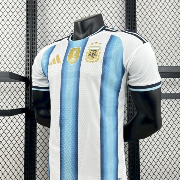 Camisa Seleção Argentina Home Copa do Mundo 2026 Patch World Cup - Adidas - Versão Jogador - Imagem 2