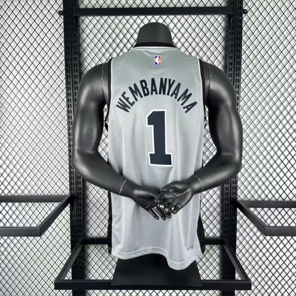 Camiseta Regata Basquete NBA San Antonio Spurs Statemant Edition 2025/26 Cinza Jordan - Imagem 6