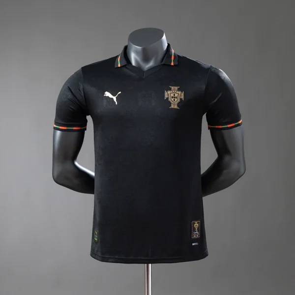 Camisa Seleção Portugal - Edição Especial - Pantera Negra - Eusébio - Versão Jogador - Copa do Mundo 2026 Preta Puma - Imagem 1