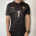 Camisa Seleção Portugal - Edição Especial - Pantera Negra - Eusébio - Versão Jogador - Copa do Mundo 2026 Preta Puma - Imagem 2