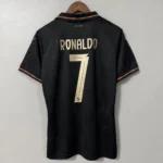 Camisa Seleção Portugal - Edição Especial - Pantera Negra - Eusébio - Versão Jogador - Copa do Mundo 2026 Preta Puma - Imagem 9