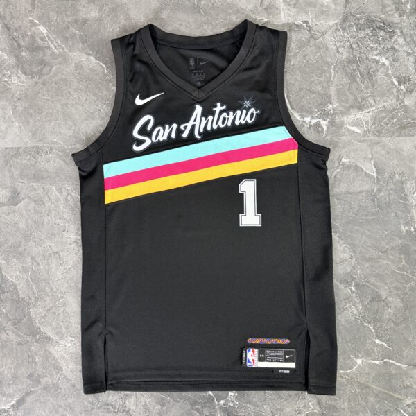 Camiseta Regata Basquete NBA San Antonio Spurs City Edition 2025/26 Preta Nike - Imagem 9