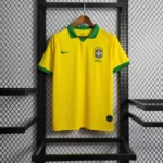 Camisa Retrô Clássica Seleção Brasileira Home - Brasil Amarelo – 2019 Nike
