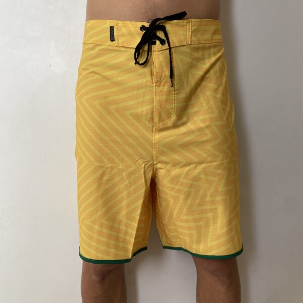 Bermuda Hurley Brasil Amarelo 2026 - Imagem 2
