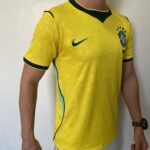 Camisa Brasil Seleção Brasileira Home Torcedor Copa do Mundo 2026 Amarela Nike (NOVA) - Imagem 5