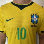 Camisa Brasil Seleção Brasileira Home Jogador Copa do Mundo 2026 Amarela Nike - Imagem 2