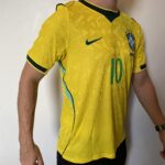 Camisa Brasil Seleção Brasileira Home Jogador Copa do Mundo 2026 Amarela Nike - Imagem 4