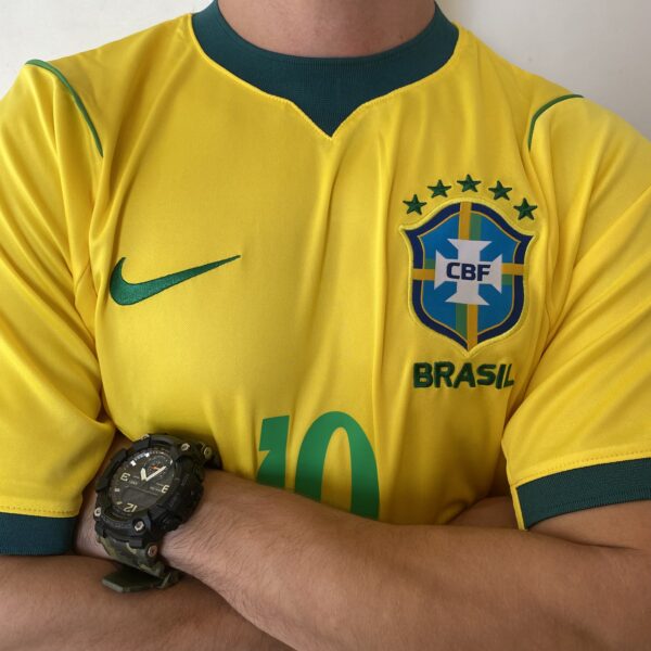 Camisa Brasil Seleção Brasileira Home Torcedor Copa do Mundo 2026 Amarela Nike - Imagem 15