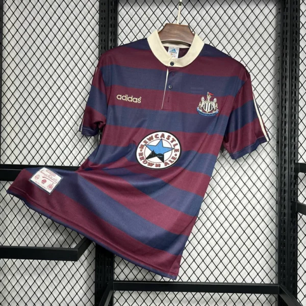 Camisa Retrô Newcastle United Away 1995/1996 Bordô Adidas - Imagem 2