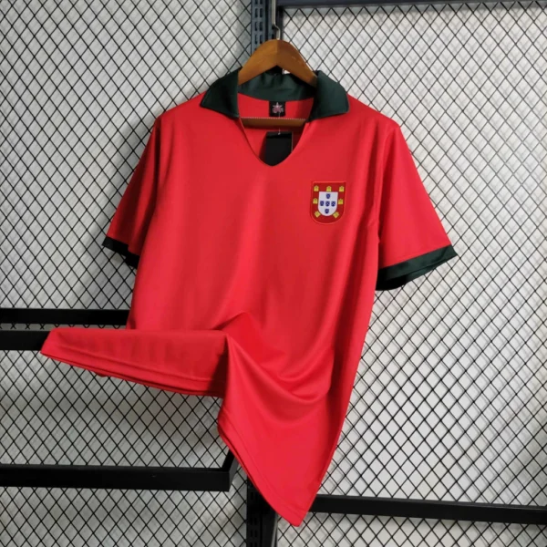 Camisa Retrô Clássica Seleção Portugal Home 1972 Vermelha - Imagem 2