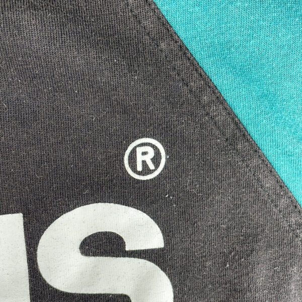 Camisa Retrô Liverpool Casual Manga Longa 1995/1996 Adidas - Imagem 6