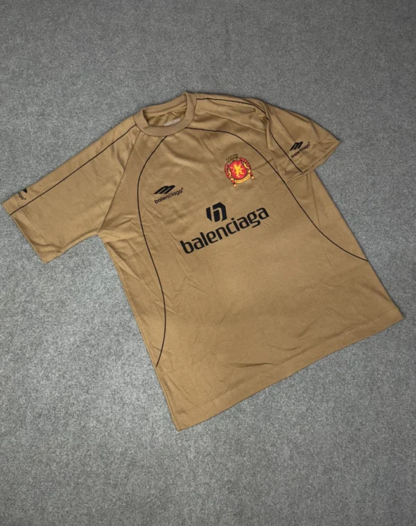 Camisa Balenciaga Oversized Dourada Luxo Soccer - Imagem 3