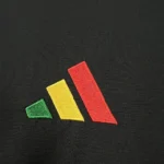Camisa Jamaica DNA Copa do Mundo 2026 Bob Marley Torcedor Preta Adidas - Imagem 2